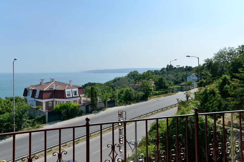 Ellinis Hotel Varna Bagian luar foto